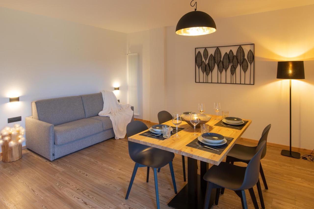 Brenta Rosso - Charme Apartments Fai della Paganella Zewnętrze zdjęcie