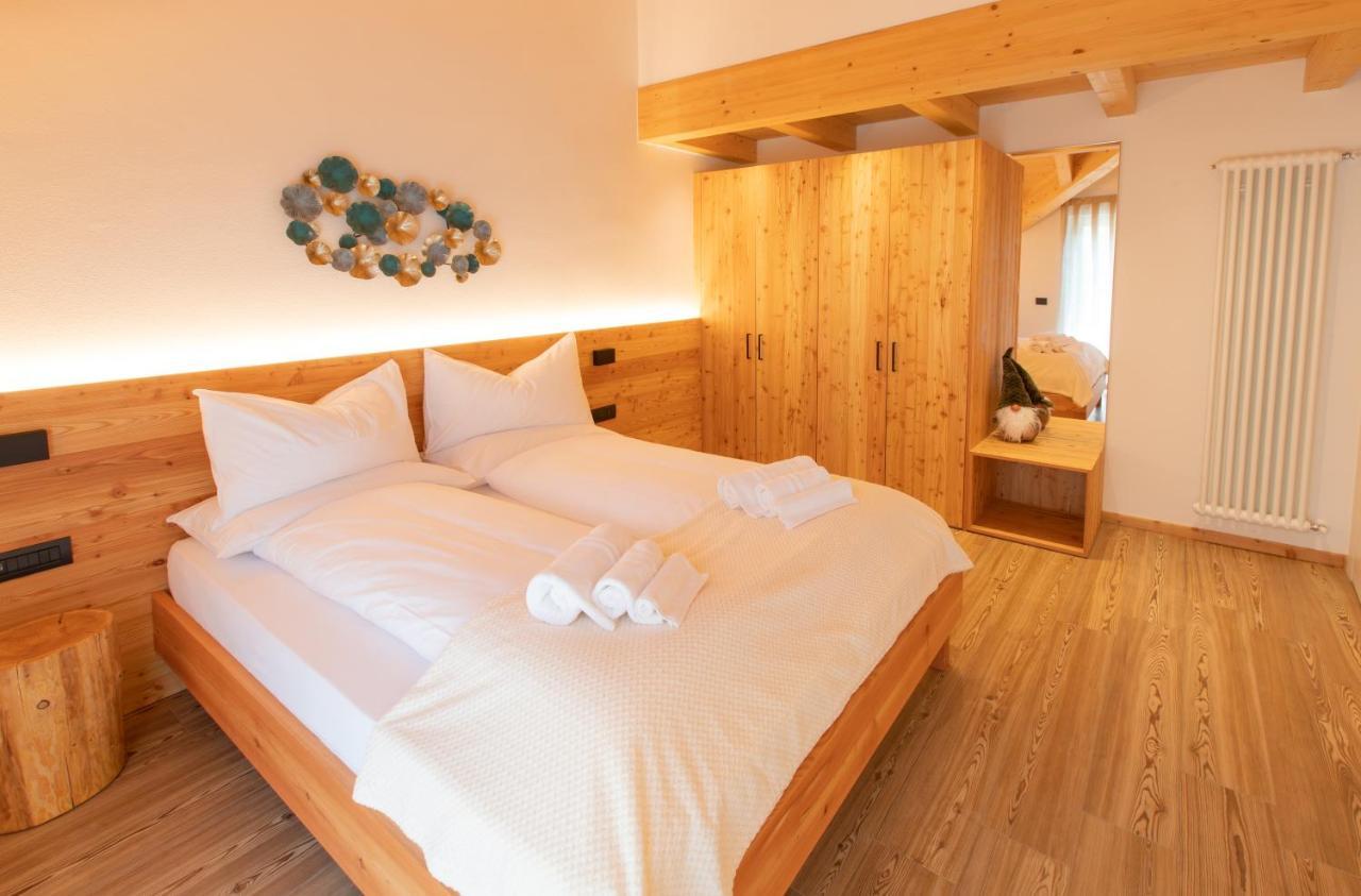 Brenta Rosso - Charme Apartments Fai della Paganella Zewnętrze zdjęcie